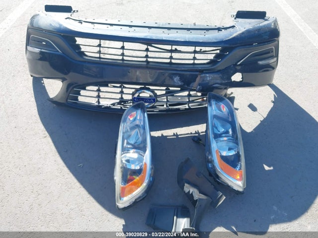 Volvo S60 T6 2015 YV149MFKXF1345587 Image 12