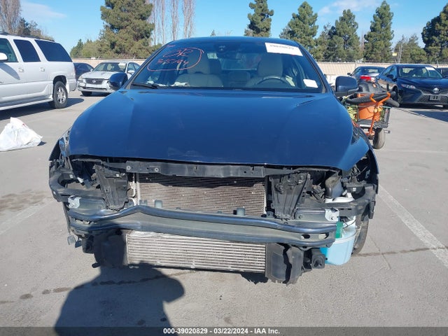 Volvo S60 T6 2015 YV149MFKXF1345587 Image 6
