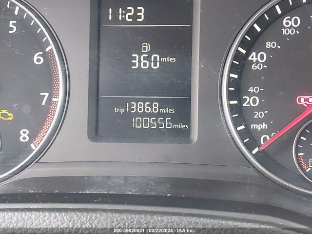 1VWAT7A31FC007346 Volkswagen Passat 1.8t S