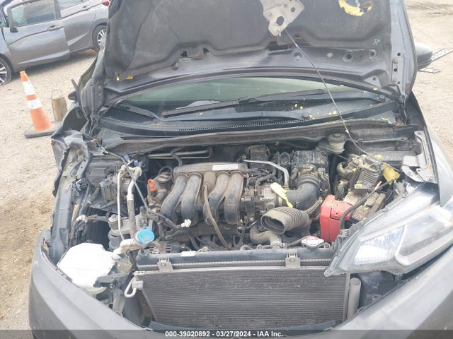 Honda FIT LX 2015 3HGGK5H5XFM784894 Image 10