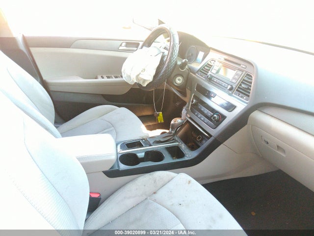 Hyundai Sonata 2017 5NPE24AF4HH563352 Image 5