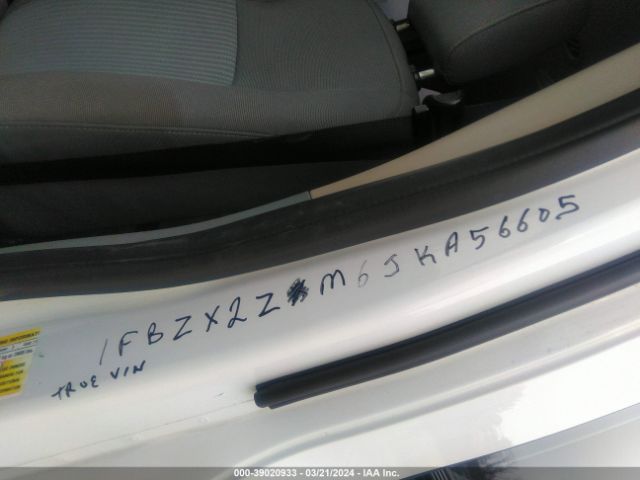 1FBZX2ZM6JKA56605 Ford Transit-350 Xlt
