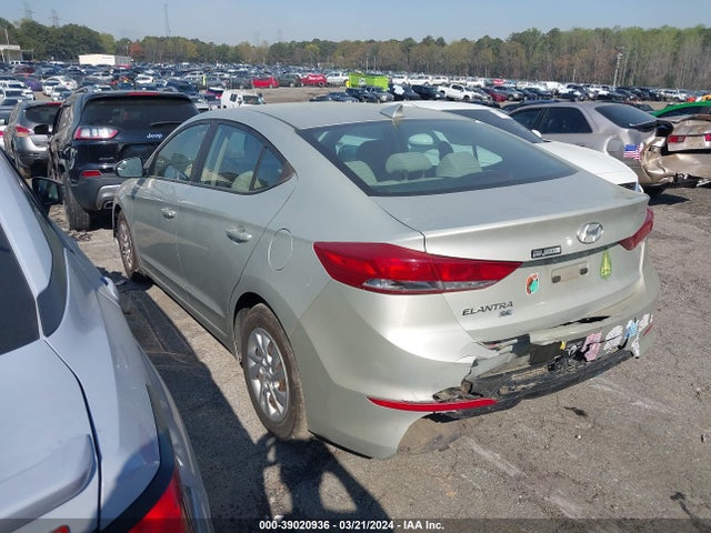 Hyundai ELANTRA SE 2017 5NPD74LFXHH103381 Image 3