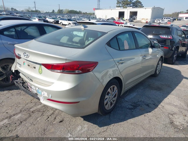 Hyundai ELANTRA SE 2017 5NPD74LFXHH103381 Image 4