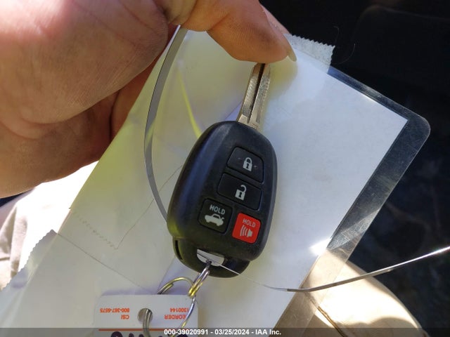 Toyota COROLLA LE 2019 2T1BURHE4KC212832 Image 11