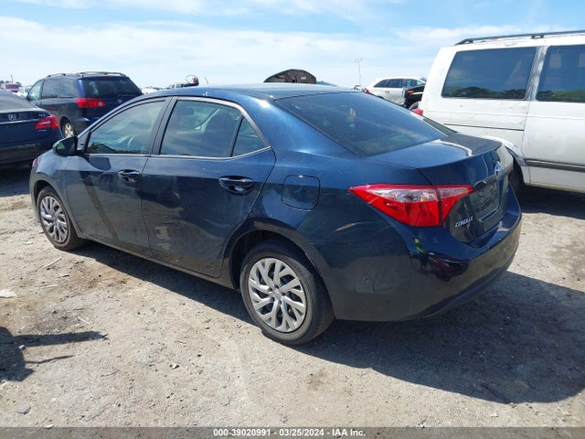 Toyota COROLLA LE 2019 2T1BURHE4KC212832 Image 3