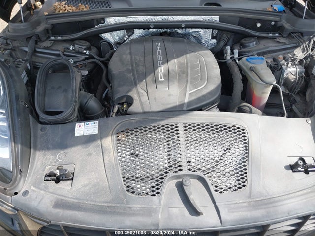 2018 PORSCHE MACAN WP1AA2A55JLB01427 Photo 9