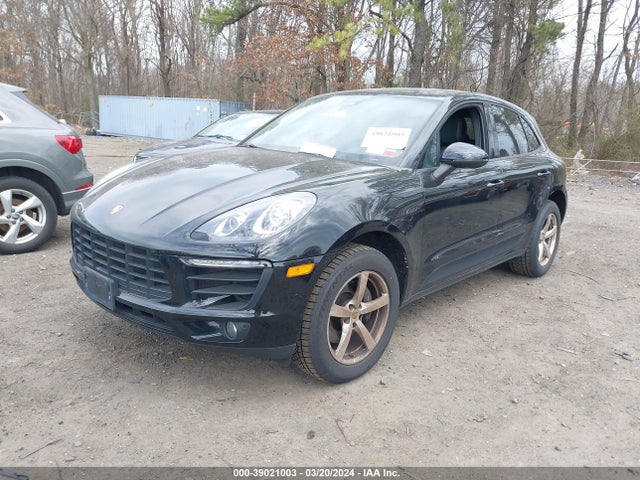 2018 PORSCHE MACAN WP1AA2A55JLB01427 Photo 1