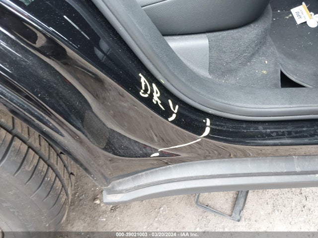 2018 PORSCHE MACAN WP1AA2A55JLB01427 Photo 5