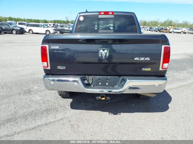 RAM 1500 Laramie  4x4 5'7 Box 2018 1C6RR7NG7JS306332 Image 16