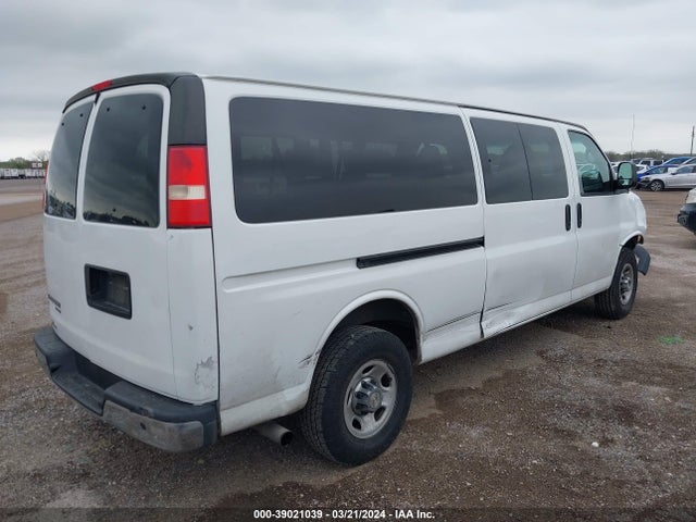 Chevrolet Express 3500 Lt 2015 1GAZG1FG8F1136871 Image 4