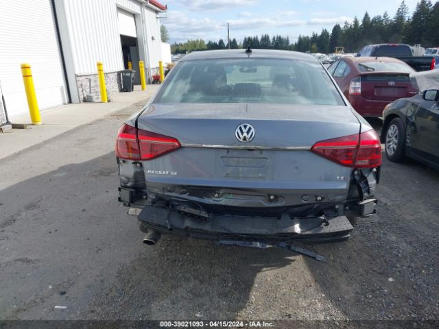 1VWBA7A33JC050458 Volkswagen Passat 2.0t Se