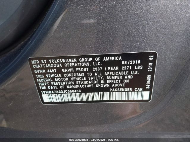 1VWBA7A33JC050458 Volkswagen Passat 2.0t Se