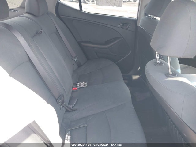 KIA Optima Lx 2015 KNAGM4A73F5643571 Image 8