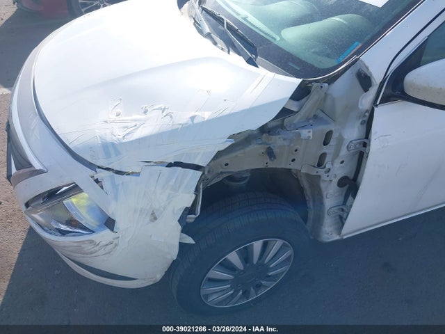 Nissan Versa 1.6 Sv 2017 3N1CN7AP4HL844045 Image 12