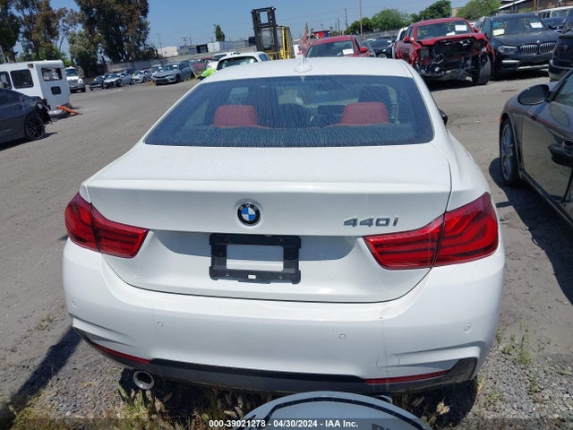 WBA4W7C59KAG52984 BMW 440I