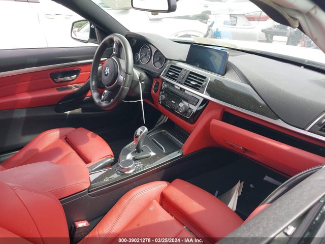 WBA4W7C59KAG52984 BMW 440I
