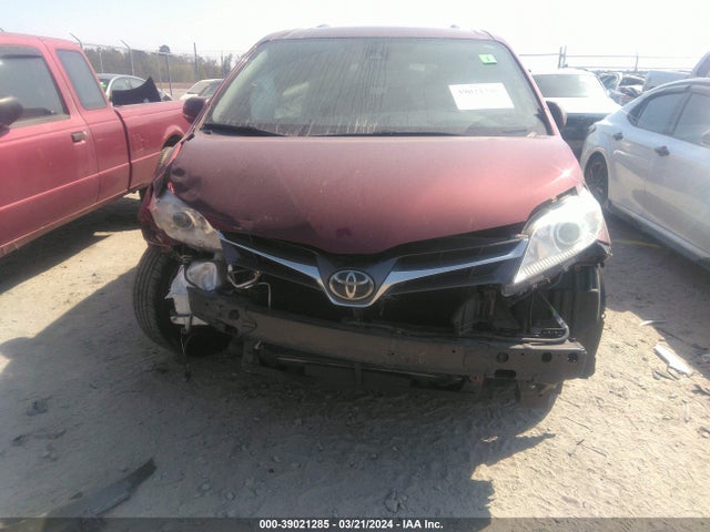 Toyota Sienna Xle 8 Passenger 2018 5TDYZ3DC9JS915104 Image 12