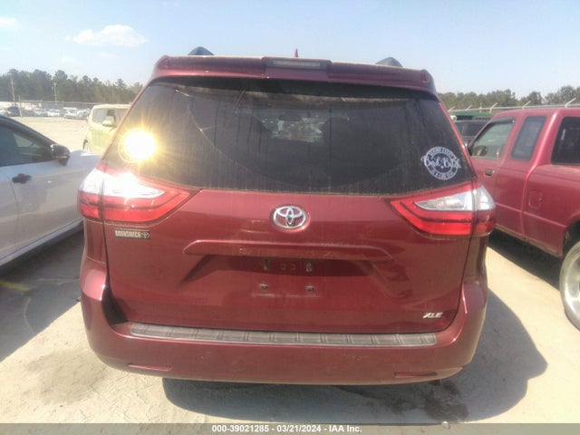 Toyota Sienna Xle 8 Passenger 2018 5TDYZ3DC9JS915104 Image 16