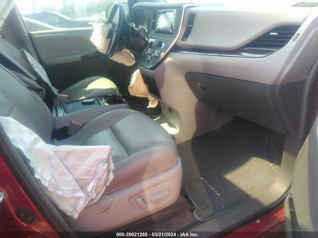Toyota Sienna Xle 8 Passenger 2018 5TDYZ3DC9JS915104 Image 5