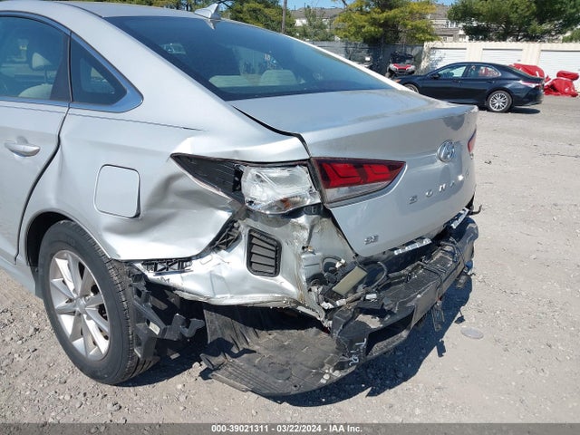 Hyundai SONATA SE 2019 5NPE24AF2KH817308 Image 6