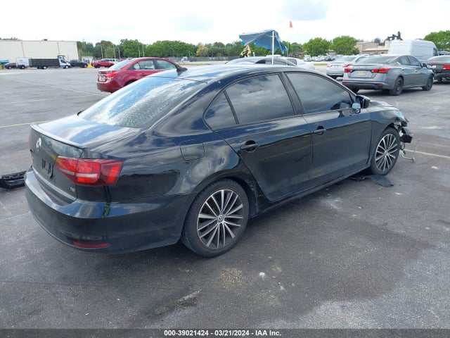 3VWD17AJ3GM290558 Volkswagen Jetta 1.8t Sport