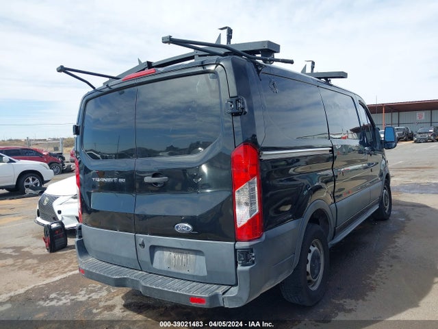 Ford Transit-150 2015 1FTYE1YM3FKA21620 Image 4