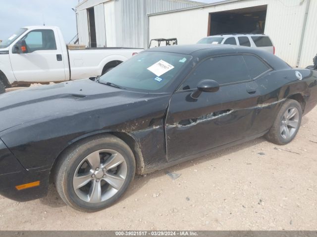 2C3CDYAG5EH258372 Dodge Challenger Sxt