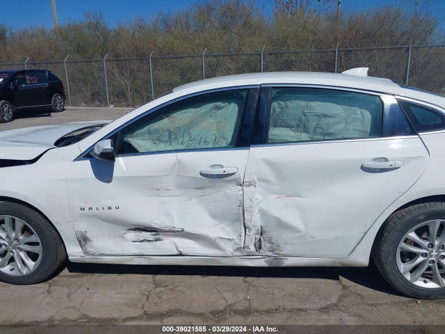 Chevrolet MALIBU LT 2018 1G1ZD5ST1JF205611 Image 15