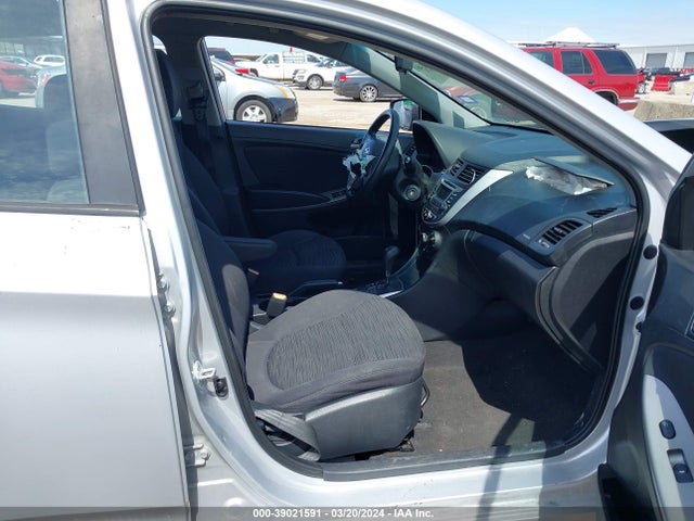 Hyundai ACCENT SE 2017 KMHCT5AEXHU315660 Image 5