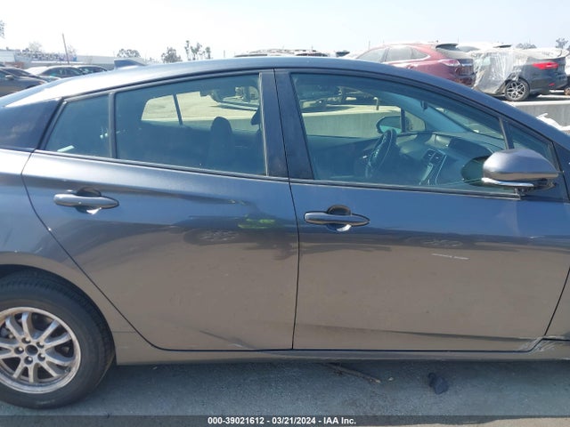 Toyota Prius Le 2019 JTDKARFU0K3095312 Image 13