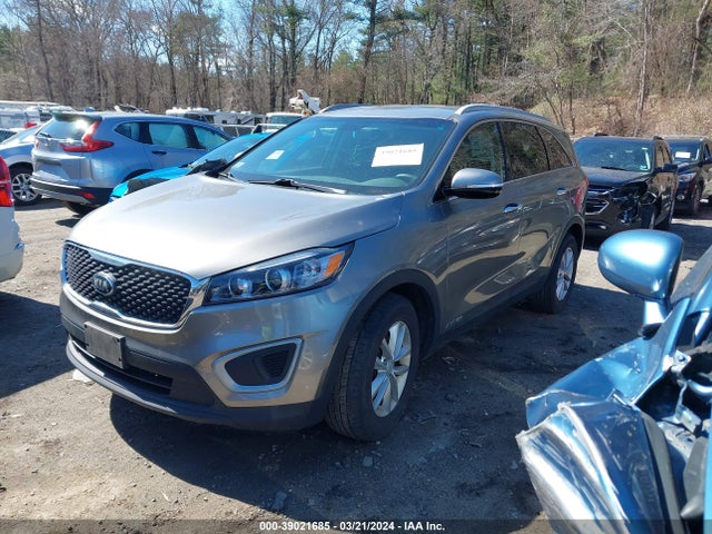 KIA Sorento 3.3l Lx 2018 5XYPGDA5XJG373408 Image 2