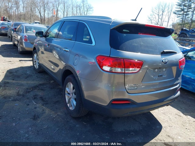 KIA Sorento 3.3l Lx 2018 5XYPGDA5XJG373408 Image 3