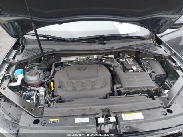 3VVCB7AX1PM072135 Volkswagen Tiguan 2.0t Se R-line Black