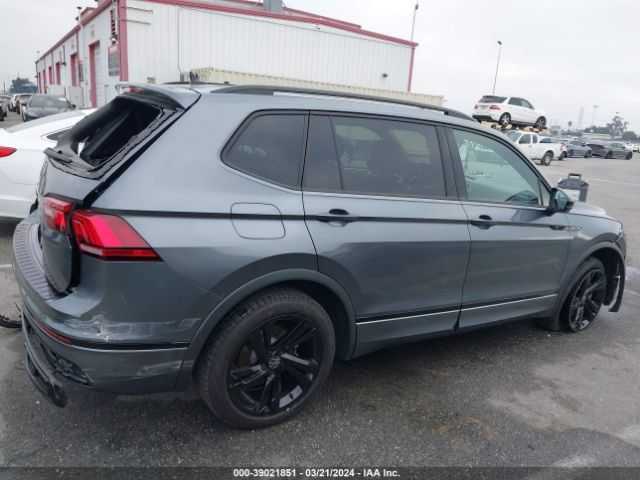 3VVCB7AX1PM072135 Volkswagen Tiguan 2.0t Se R-line Black