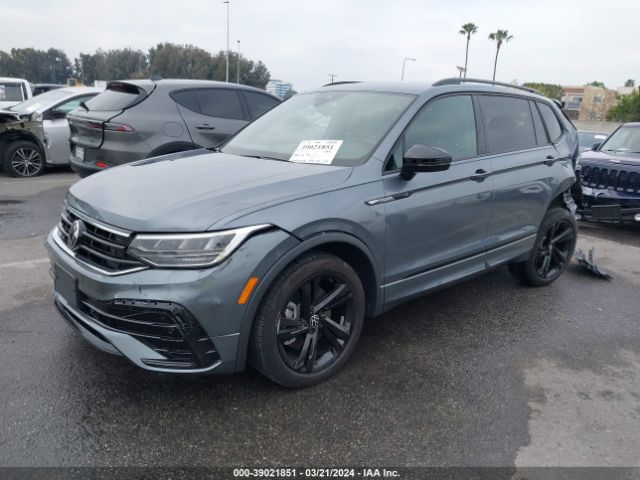 3VVCB7AX1PM072135 Volkswagen Tiguan 2.0t Se R-line Black