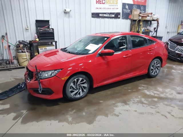 Honda CIVIC EX 2018 2HGFC2F74JH592129 Image 2