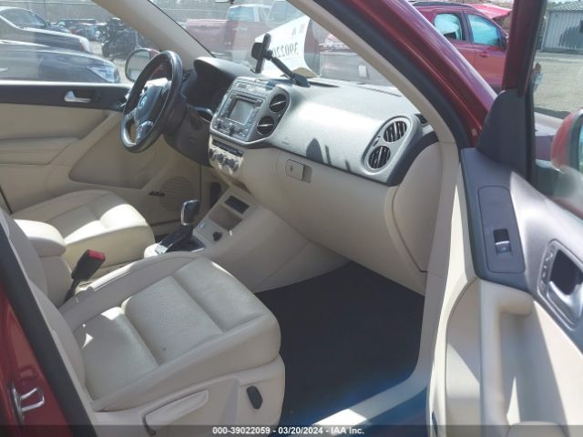 WVGBV3AX9EW059782 Volkswagen Tiguan Sel