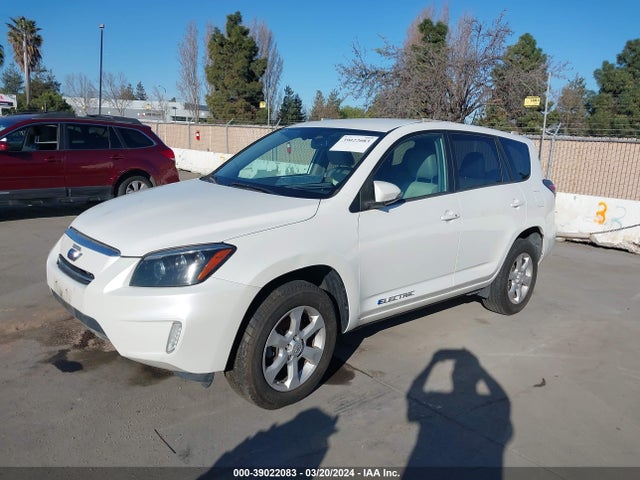 Toyota RAV4 EV 2014 2T3YL4DV2EW002794 Image 2
