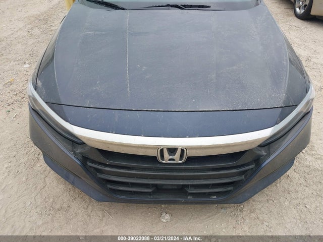 Honda Accord Touring 2018 1HGCV1F96JA107903 Image 12