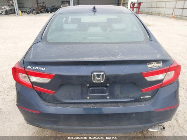 Honda Accord Touring 2018 1HGCV1F96JA107903 Image 16