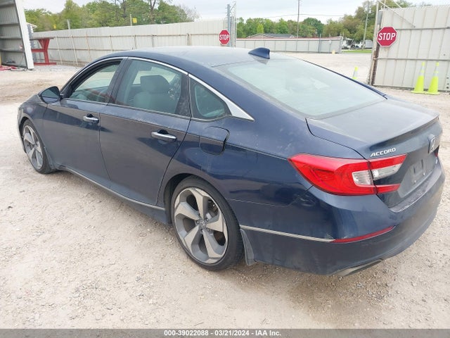 Honda Accord Touring 2018 1HGCV1F96JA107903 Image 3