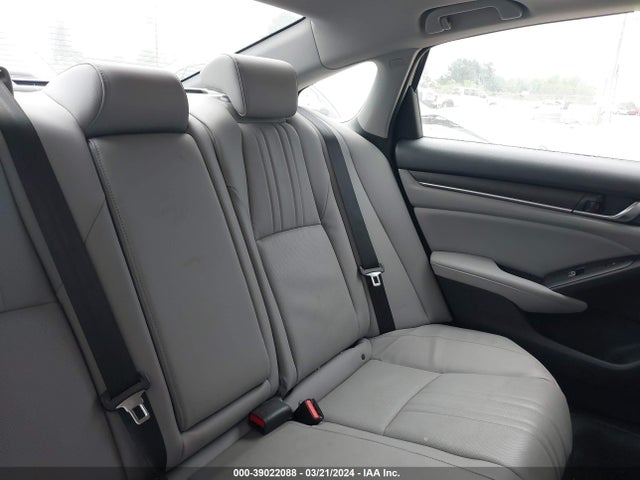 Honda Accord Touring 2018 1HGCV1F96JA107903 Image 8
