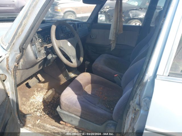 1987 SAAB 900 YS3AS46D5H2018941 Photo 4