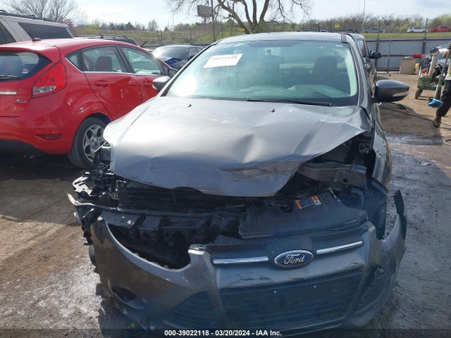 Ford FOCUS SE 2014 1FADP3F28EL430085 Image 6