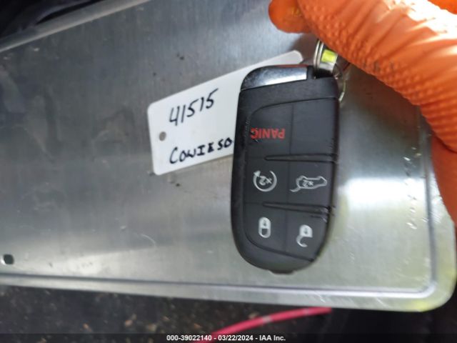 3C4NJDCB8JT169033 Jeep Compass Limited 4x4