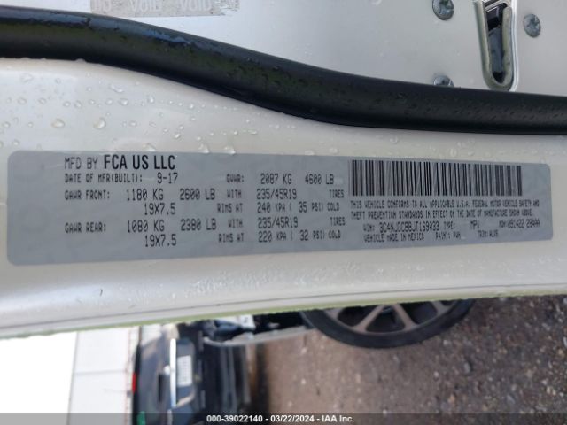 3C4NJDCB8JT169033 Jeep Compass Limited 4x4