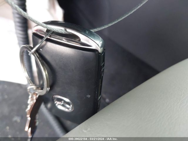 JM1BPALL5N1518011 Mazda Mazda3 Preferred