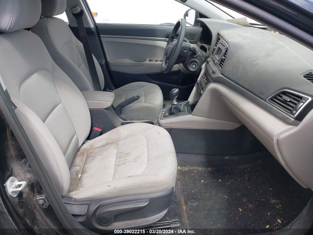 Hyundai ELANTRA SE 2017 5NPD74LF0HH037150 Image 5