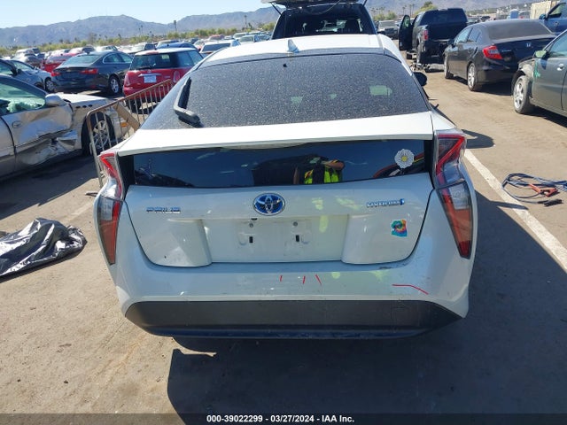 Toyota Prius Three 2017 JTDKARFU9H3531017 Image 16